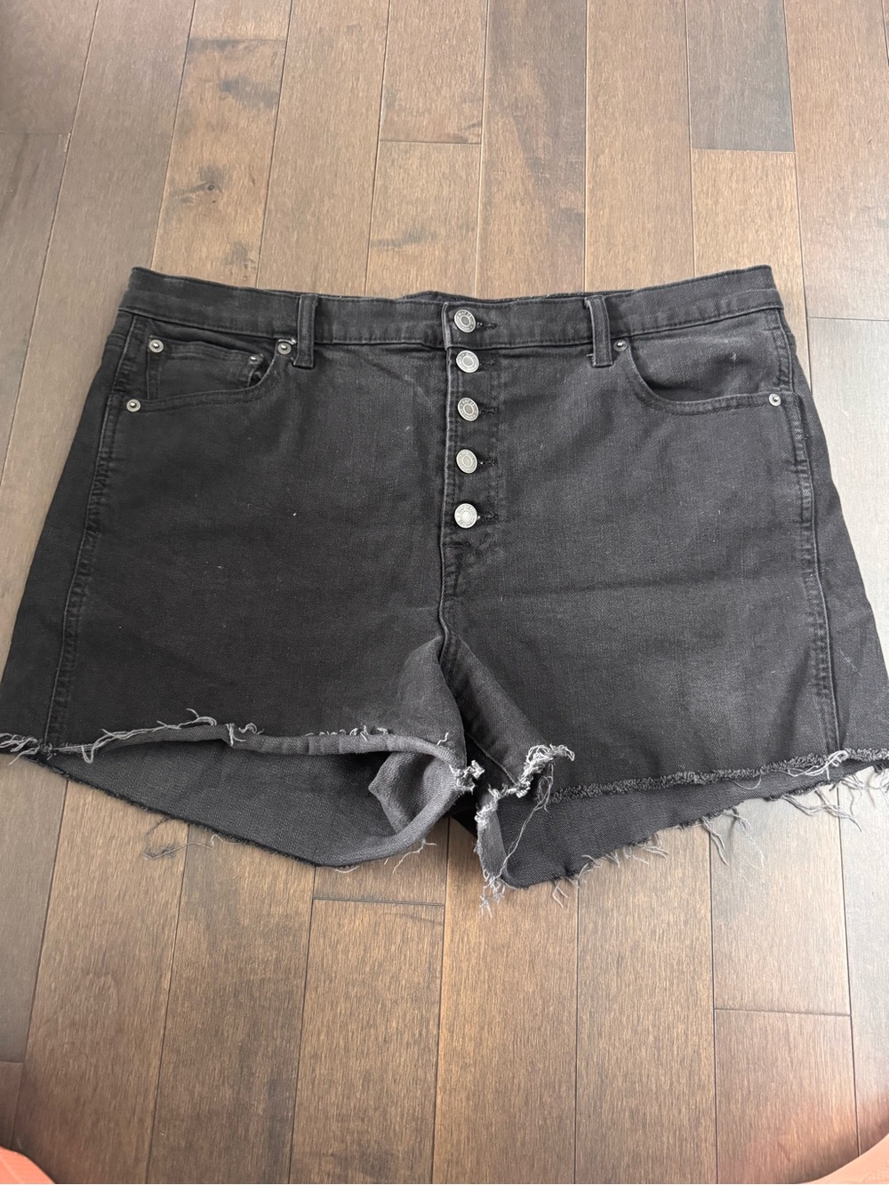 GAP Black High-Rise Button-Fly Denim Cutoff Shorts